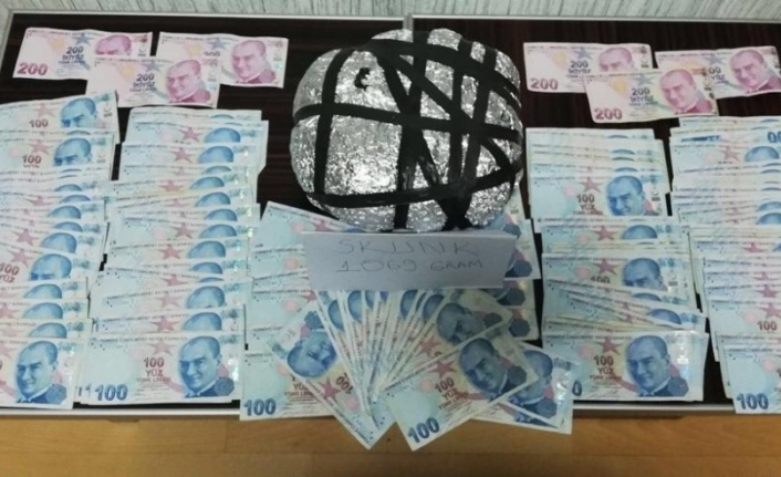  Alıkesir Narkotik Polisi Edremit İlçesinde Uyuşturucu İle Mücadeleye Aralıksız