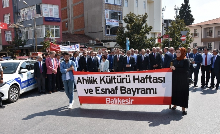 16-22 Eylül Günlerinde Kutlanan Ahilik Haftası Nedeniyle Balıkesir Esnaf Odası,
