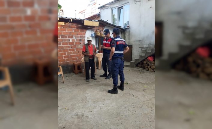  Balıkesir'de Jandarma Ekipleri İl Genelinde 'güven Ve Huzur' Uygulaması