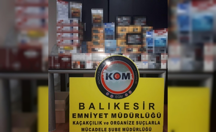 Balıkesir'de Kargoyla Tütün Kaçakçılığına Operasyon