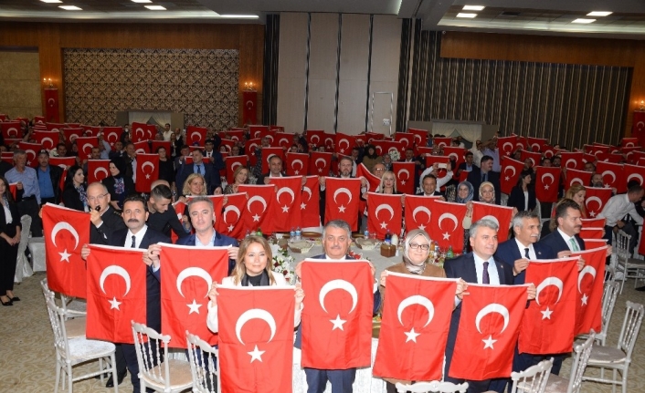  Balıkesir Valisi Ersin Yazıcı, "19 Ekim Muhtarlar Günü" Münasebetiyle