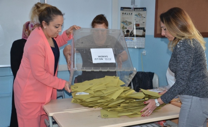 Balıkesir’de 31 Mart Mahalli İdareler Genel Seçimi için oy verme