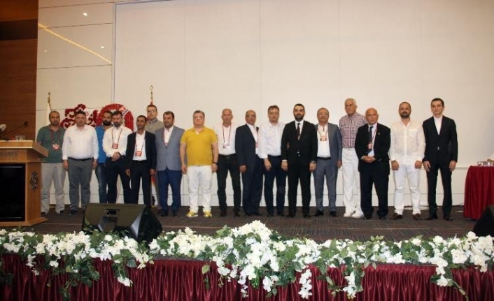Spor Toto 1.Lig takımlarından Balıkesirspor Baltok’ta Kadir Dağlı başkanlığındaki yönetimde