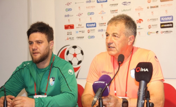  Büyükşehir Belediye Erzurumspor Teknik Sorumlusu Uğur Bayarslan Haftalar İlerledikçe