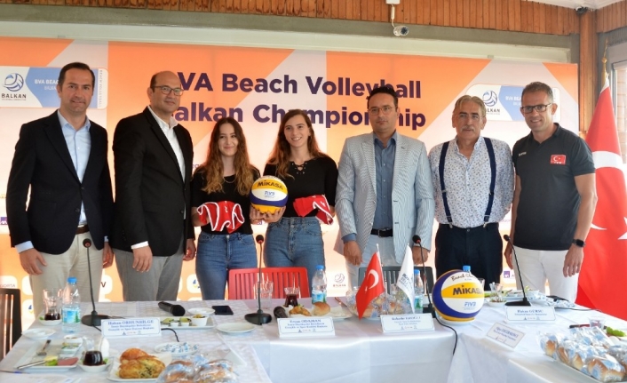  Zmir'in İlk Kez Ev Sahipliği Yapacağı Balkan Plaj Voleybol