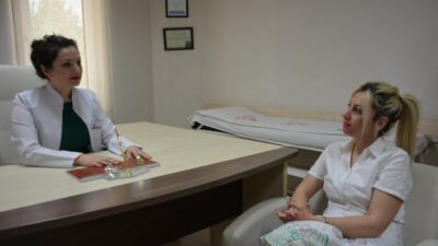 İçilen su miktarının azalmasına bağlı olarak bazı baş ağrılarında atak