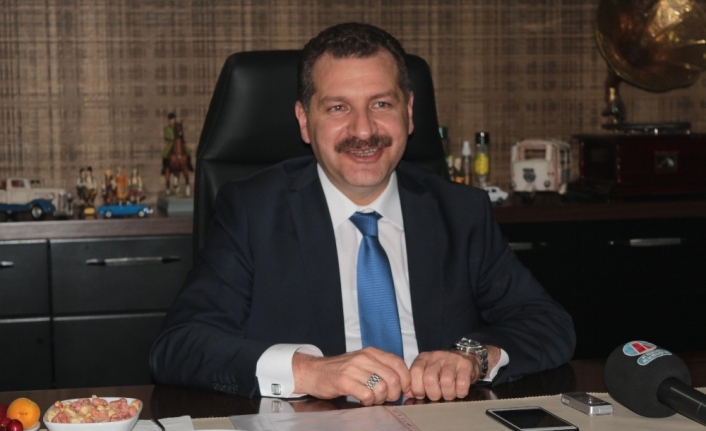 Balıkesir Büyükşehir Belediye Başkanı Yücel Yılmaz basın mensuplarıyla bir araya
