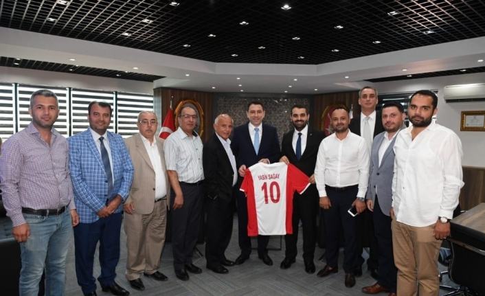  Balıkesir Büyükşehir Belediye Başkanı Yücel Yılmaz, Balıkesirspor’un Yeni Başkanı