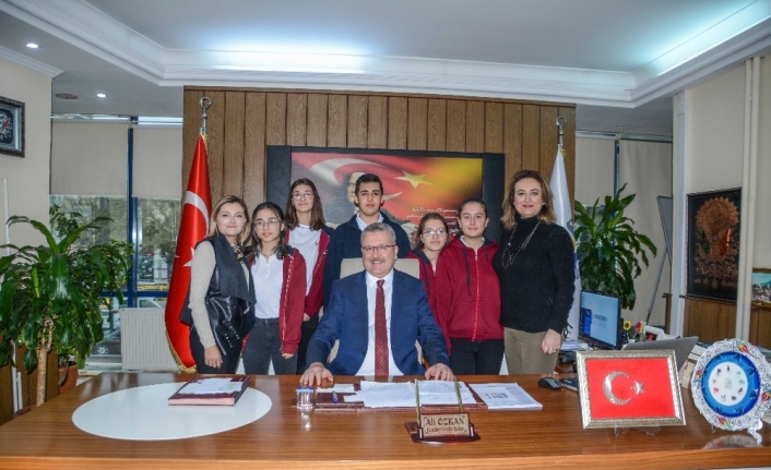 Bursa’nın Karacabey Belediye Başkan’ı Ali Özkan’ın 3 yıldır sürdürmekte olduğu