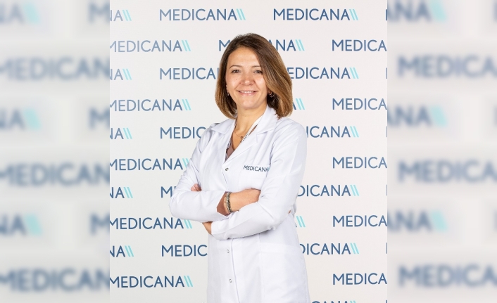  Çocuk Sağlığı Ve Hastalıkları Uzmanı Dr. Zeliha Yılmaz, Anne