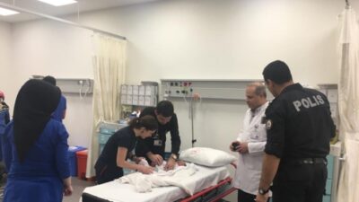 Bursa'da Yeni Doğan Bebeğini Çöp Bidonunun Kenarına Bırakıp Kaçan Anne,