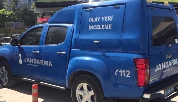 Bursa'nın İnegöl İlçesinde İnegöl'de Meydana Gelen Olayda Belindeki Silah Çikarmaya