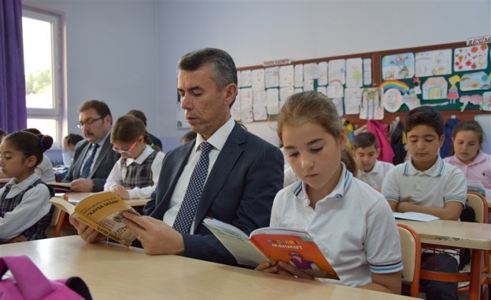 BENGİ projesi kapsamında Balıkesir’in Edremit ilçesinde 180. kitap okuma etkinliği