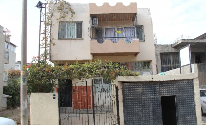 İzmir’in Bornova İlçesinde Bir Şahis, Boşanma Aşamasındaki Eşini Pompalı Tüfekle