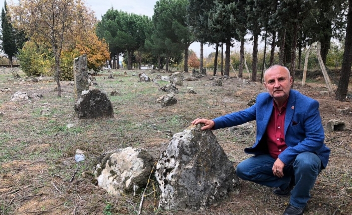  Barcın Köyünde Bulunan Höyükte Bizanslılardan Kalıntılar Bulunurken, Köyün Her