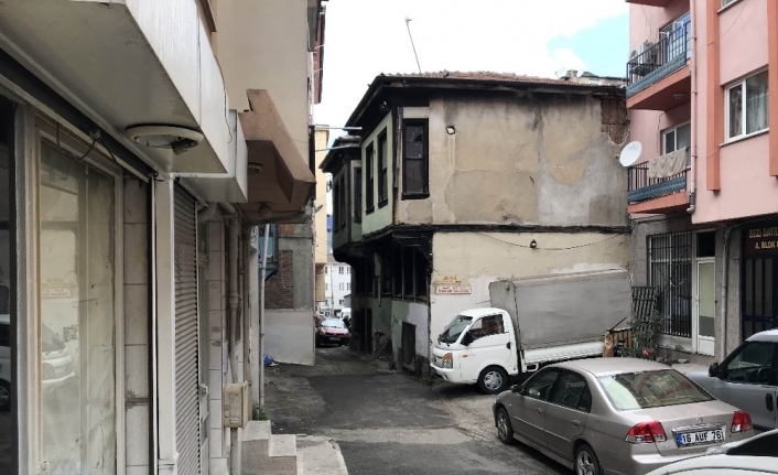 Bursa’da KOAH hastası bir kişi pompalı tüfekle intihar etti. Şahsın