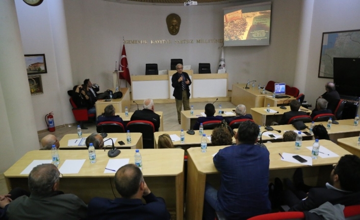 Burhaniye ilçesinde, Mimar Sinan Güzel Sanatlar Üniversitesi Kuzey Ege Arkeoloji