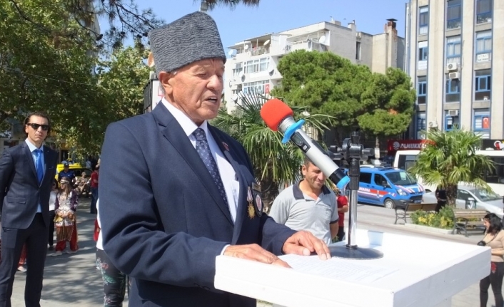  Balıkesir’in Burhaniye İlçesinde, Gaziler Günü Törenlerle Kutlandı. Cumhuriyet Meydanında