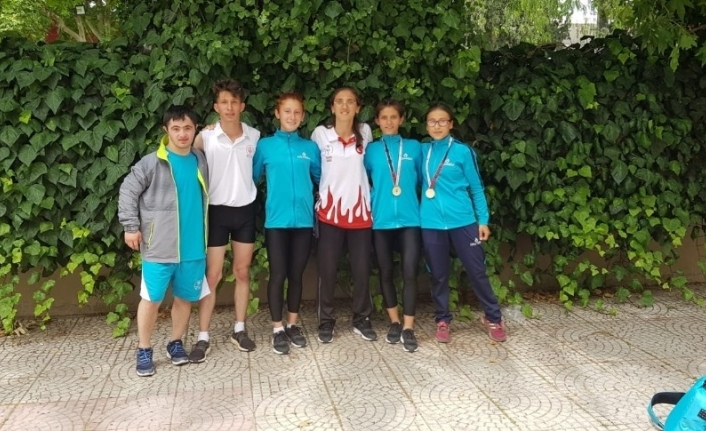 Burhaniye ilçesinde, Türkiye Özel Sporcular Spor Federasyonunun İzmir’de düzenlediği Atletizm