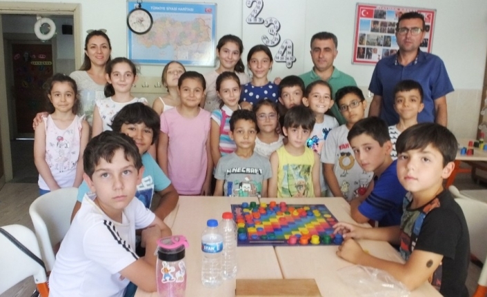 Burhaniye ilçesinde, Halk Eğitimi Merkezi Müdürlüğünün yaz kursları kapsamında Faruk
