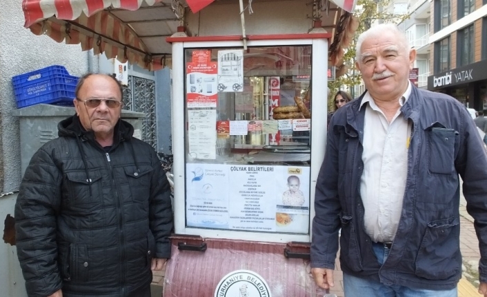 Şair Simitçi Ahmet Nedim Hergül 
