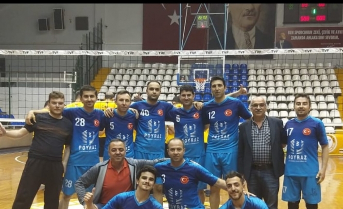 Burhaniye ilçesinde, Burhaniye Devlet Hastanesi Voleybol takımı, kamu kurumları arası