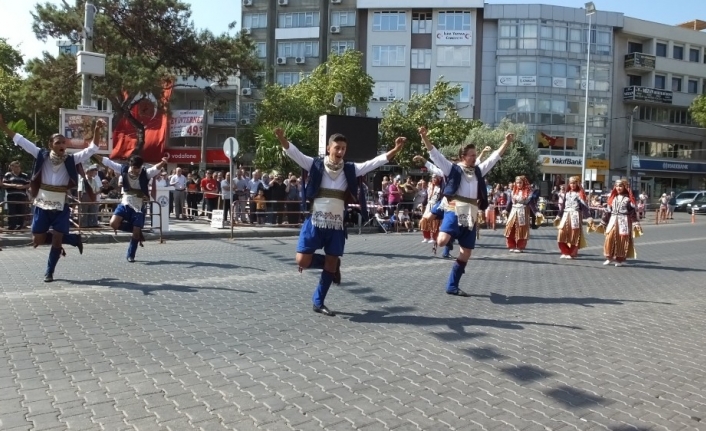  Halk Oyunları