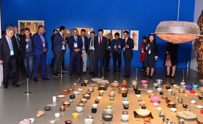  Büyükşehir Belediye Başkanı Alinur Aktaş, Güney Kore’de, Bursa’da Hayata