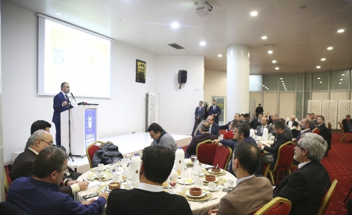 Büyükşehir Belediye Başkanı Alinur Aktaş, Bursa’nın fethinin 700. yıldönümü olan