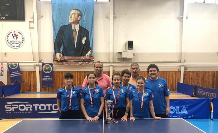 Büyükşehir Belediyespor Kulübü Kadın Masa Tenisi takımı, İstanbul’da düzenlenen Türkiye
