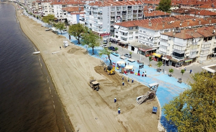  Bursa Büyükşehir Belediyesi, Yaklaşık 115 Kilometrelik Bursa Sahilindeki Yosunları