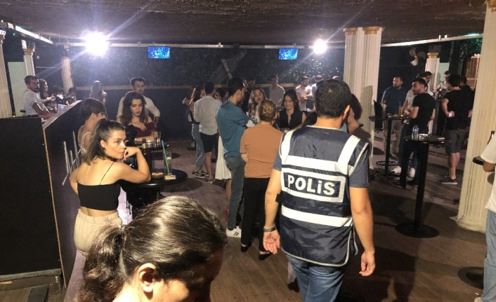  Bayram Öncesi Denetimlerini Arttıran Bursa Polisi, 300 Personelden Oluşan