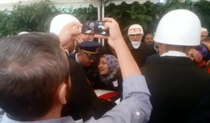 Hakkari’nin Çukurca İlçesinde Aracın Devrilmesi Sonucu Şehit Olan Uzman Erbaş