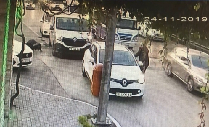  Bursa'da Bir Sürücü Kamyonetin Altına Aldığı 87 Yaşındaki Yaşlı