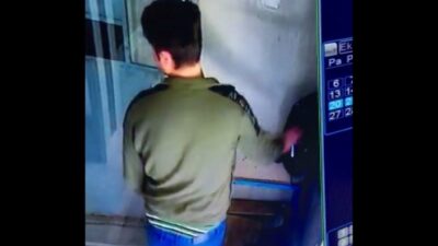  Ülkelerinde Açlıktan Binlerce Kişinin Ölme Sebebiyle Ekmek Parası Kazanmak