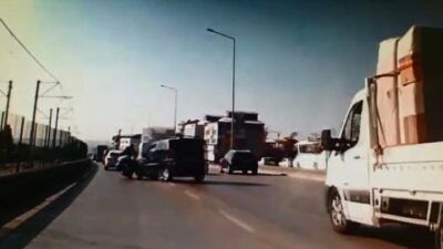  Bursada İnanilmaz Kaza Araç Kamerasına Böyle Yansıdı