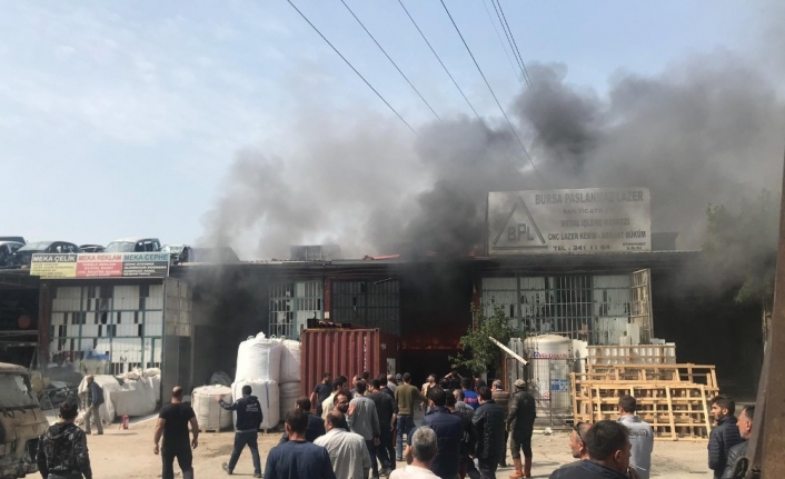 Bursa’da dinamit uzmanlığı üzerine çalışan fabrikada meydana gelen patlamada 2