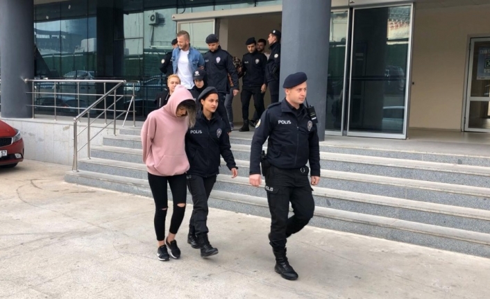 Narkotik Suçlarla Mücadele Şube Ekiplerinin Yaptığı Uyuşturucu Operasyonunda 22