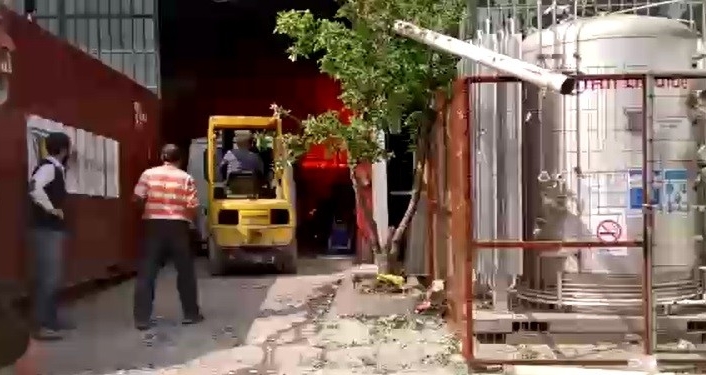 Bursa’da dinamit uzmanlığı üzerine çalışan fabrikada meydana gelen patlama anı