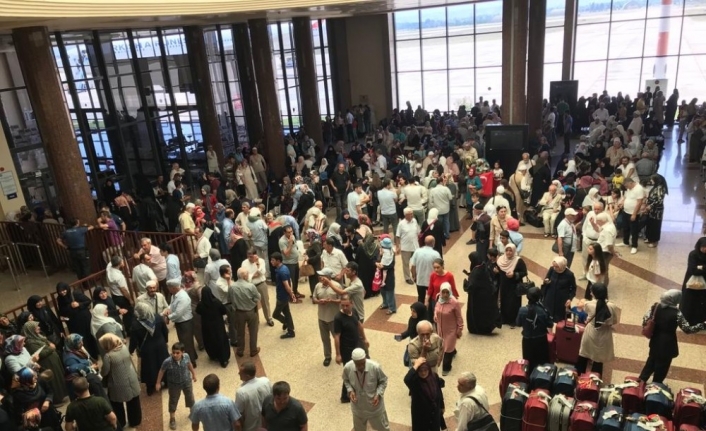  Diyanet İşleri Başkanlığının Organizasyonuyla Suudi Arabistan'a Gidecek Kafilede Yer