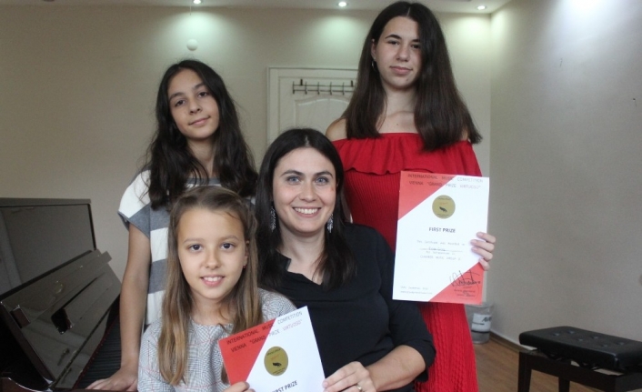  Bursalı Öğrenciler Piyano Yarışması'nda Viyana'da Birinci Oldu