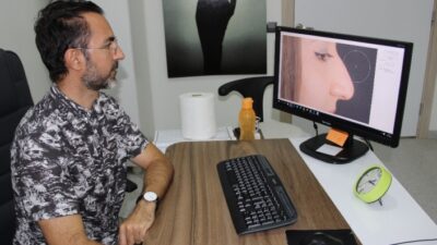 Burun Estetiğinin Son Zamanlarda Çok Revaçta Olduğunu İfade Eden Kulak