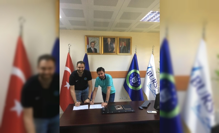 TVF Birinci Ligi’nde şampiyon olarak Efeler Ligi’ne yükselen Bursa Büyükşehir