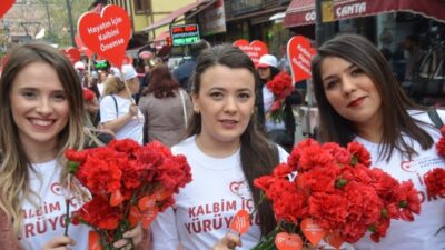 Bursa’da Özel Çekirge Kalp Ve Aritmi Hastanesi çalışanları, kalp ve