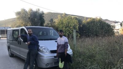  Orhangazi’de Fatih Camiinin Avlusunda Bulunan Şadirvandaki Muslukları Çalan Bir