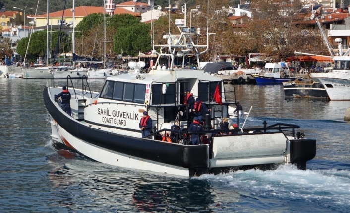  Çanakkale’nin Ayvacık İlçesinden Yunanistan’ın Midilli Adasına Lastik Bot İle