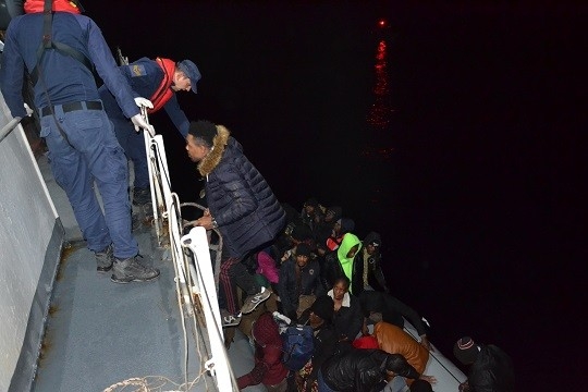 Çanakkale’nin Ayvacık İlçesi Açıklarında Yunanistan’ın Midilli Adasına Yasa Dışı