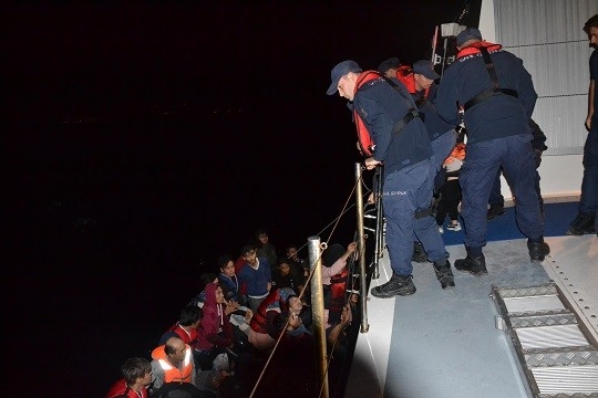  Çanakkale’nin Ayvacık İlçesi Açıklarında 47 Düzensiz Göçmen Sahil Güvenlik
