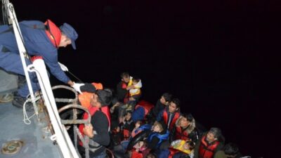  Çanakkale’nin Ayvacık İlçesi Açıklarında Yunanistan’a Yasa Dışı Yollarla Geçmek