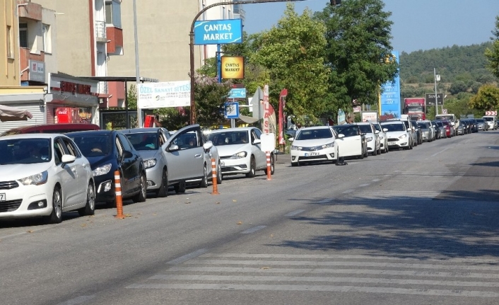  Kurban Bayramı Arifesinde Çanakkale İskelelerindeki Araç Kuyruğu Yaklaşık 10